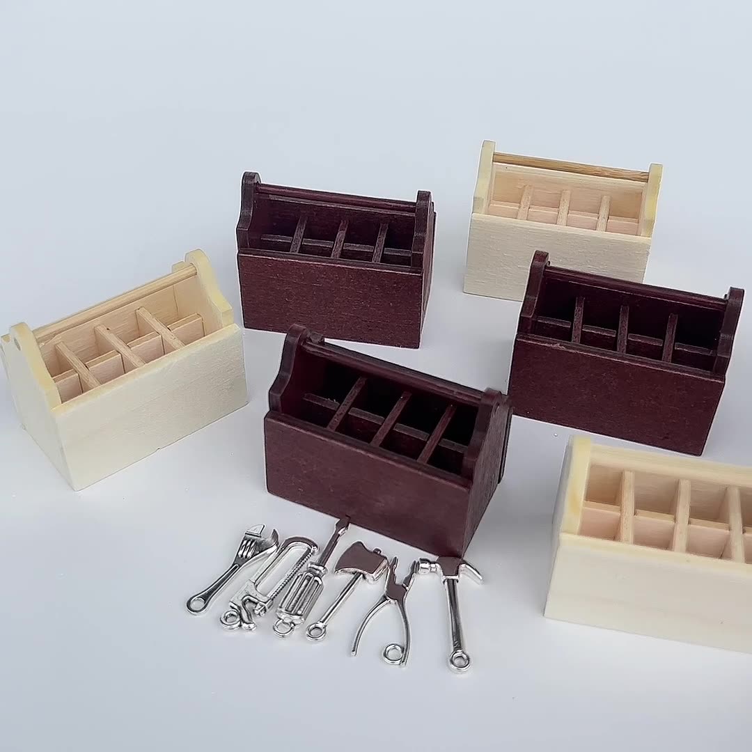 1:12 Dollhouse Wooden Toolbox – Axe & Scissors Set