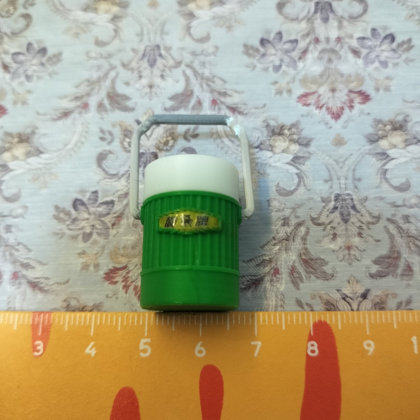 Lily minis Miniature Insulated Lunch Box for Dollhouse