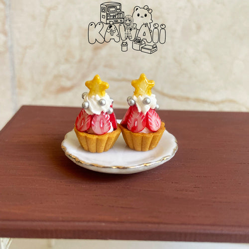 Miniature food and play Christmas strawberry tower cute cake dollhouse dollhouse dessert shop accessories