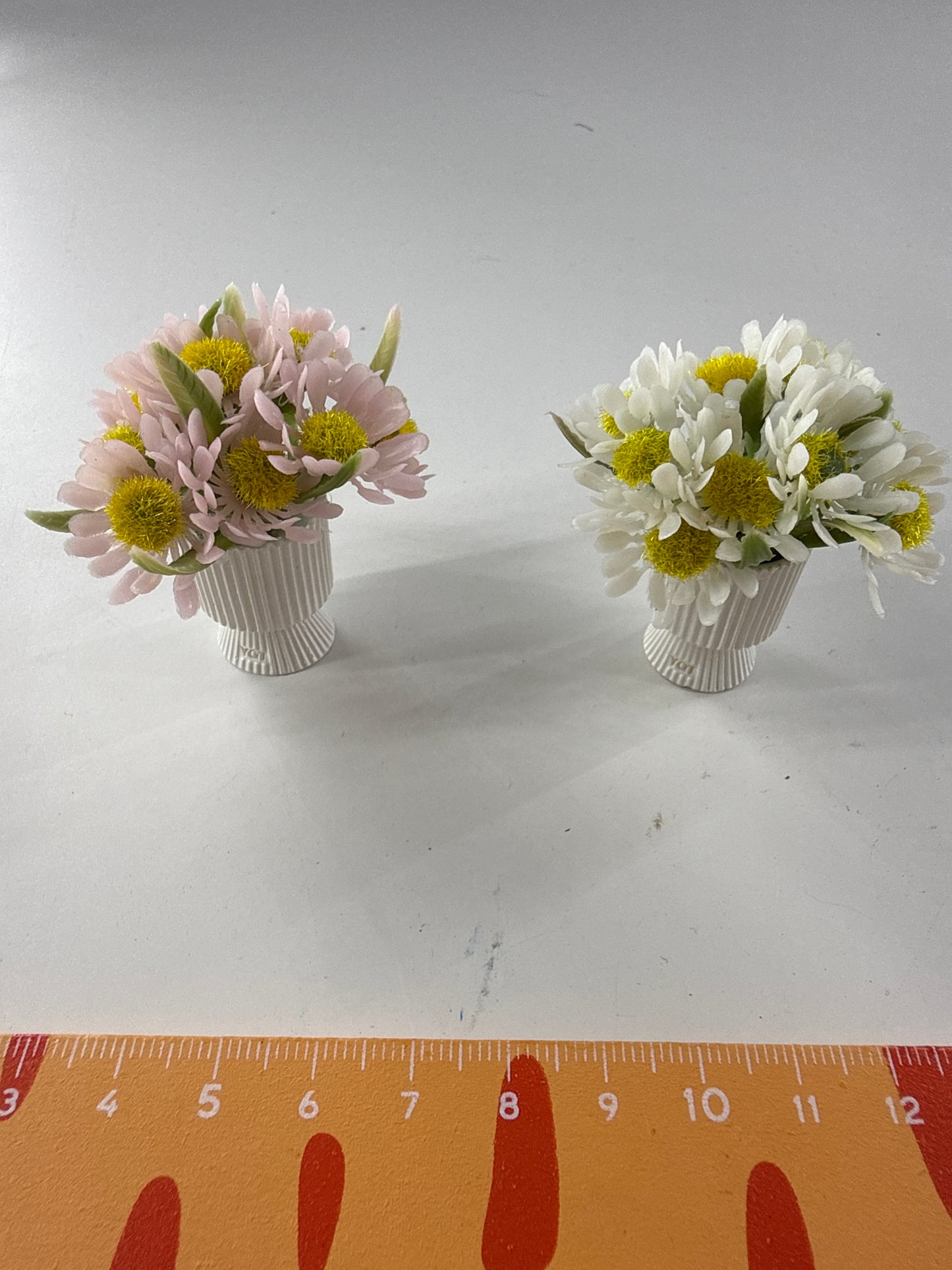 Lily minis-dollhouse Little fresh chrysanthemum 1pcs Random styles