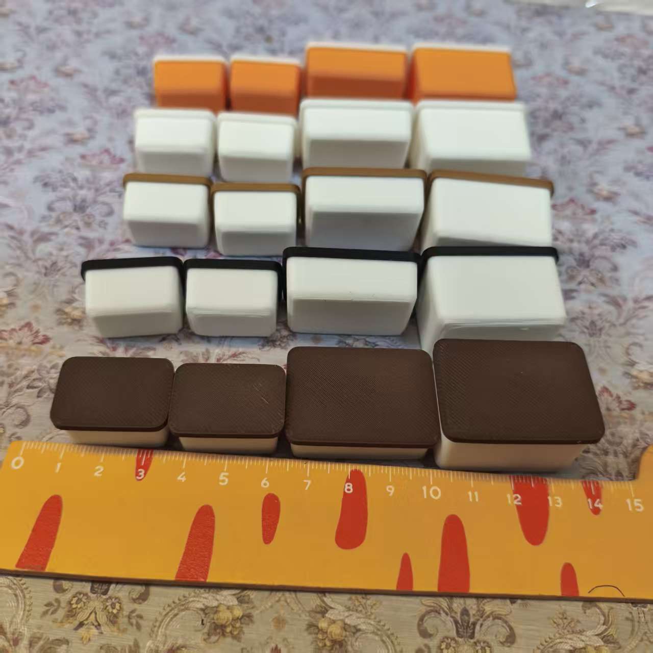 Lily minis-Dollhouse miniature Set of 4 storage boxes