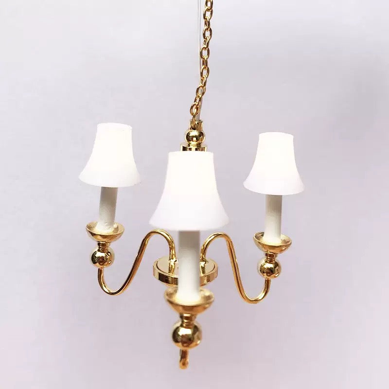 Lily minis-dollhouse LED three-headed white chandelier