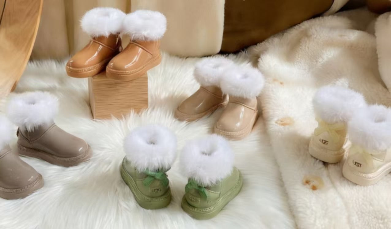 Lily minis-dollhouse miniature thick boots 1 pair
