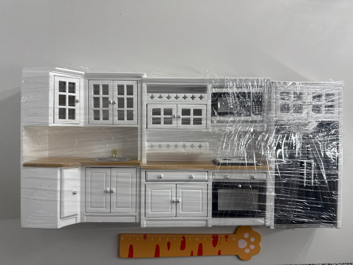 Lily minis-dollhouse Wooden kitchen furniture set
