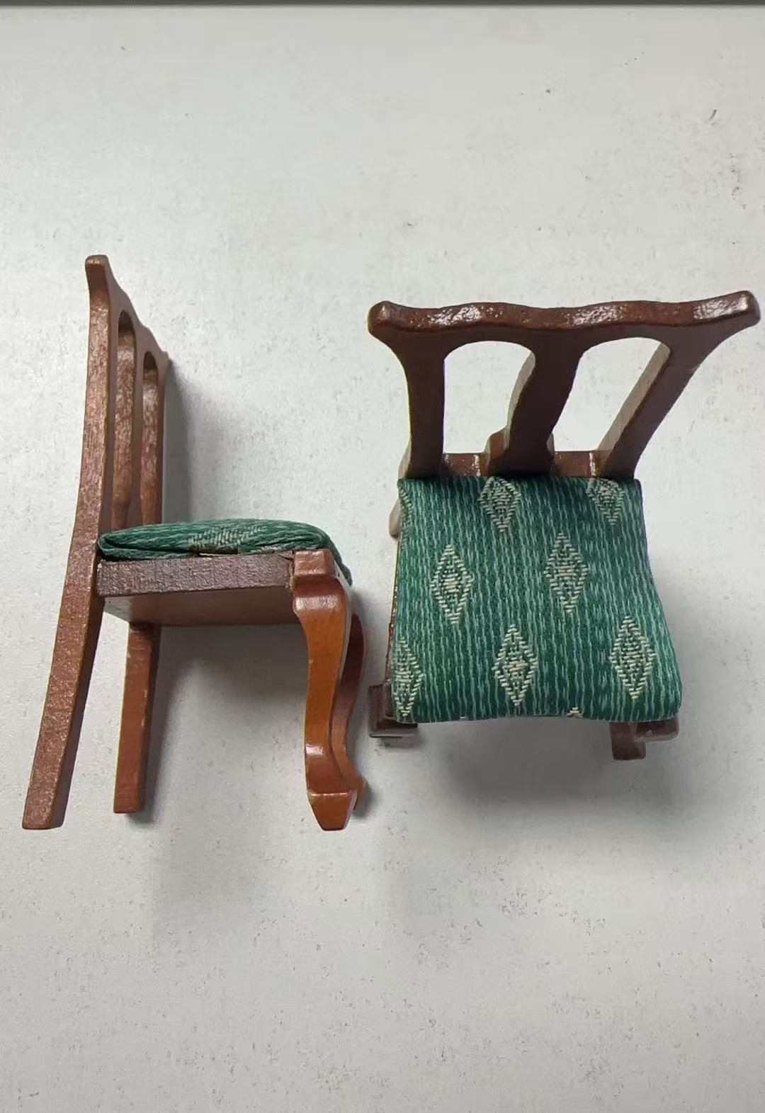 Lily minis-dollhouse Miniature Wooden Dining Chair