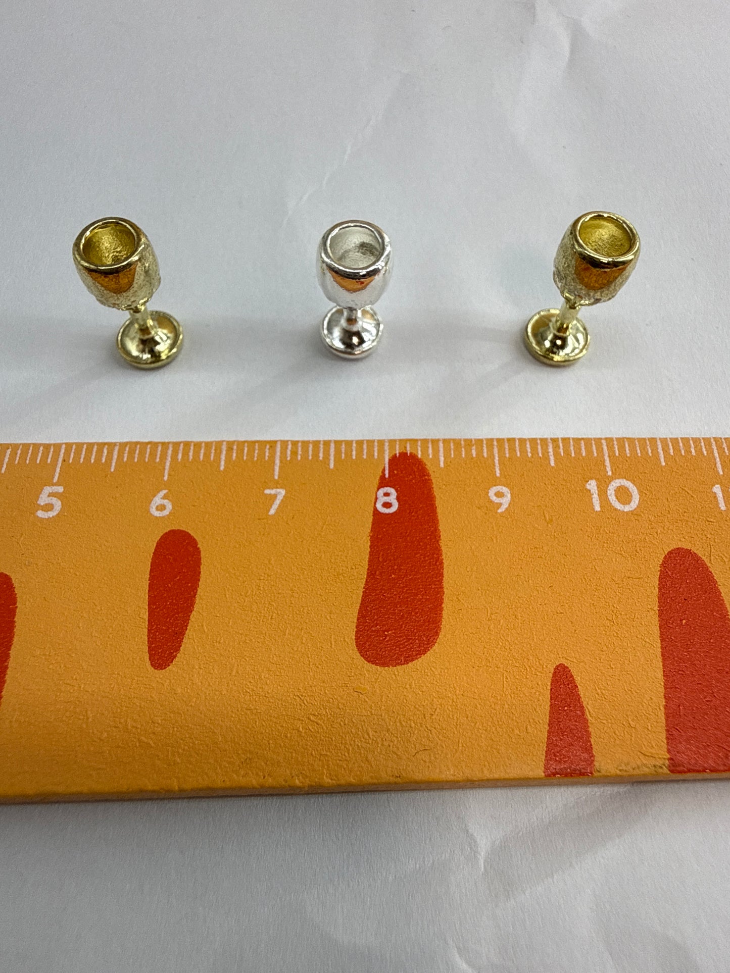 Lily minis-dollhouse Metal wine glass 10pcs Random styles