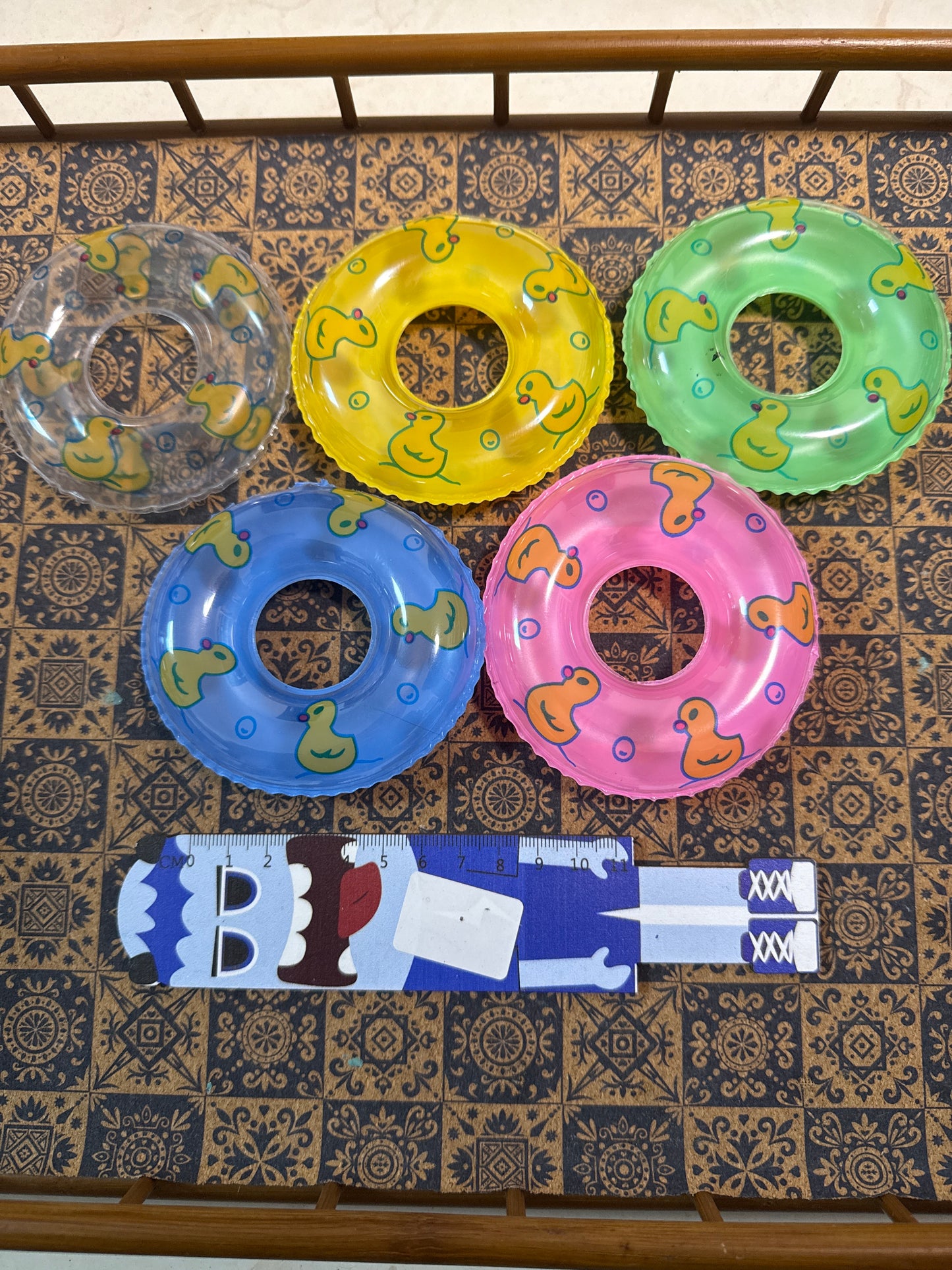 Lily minis-dollhouse Mini swimming ring