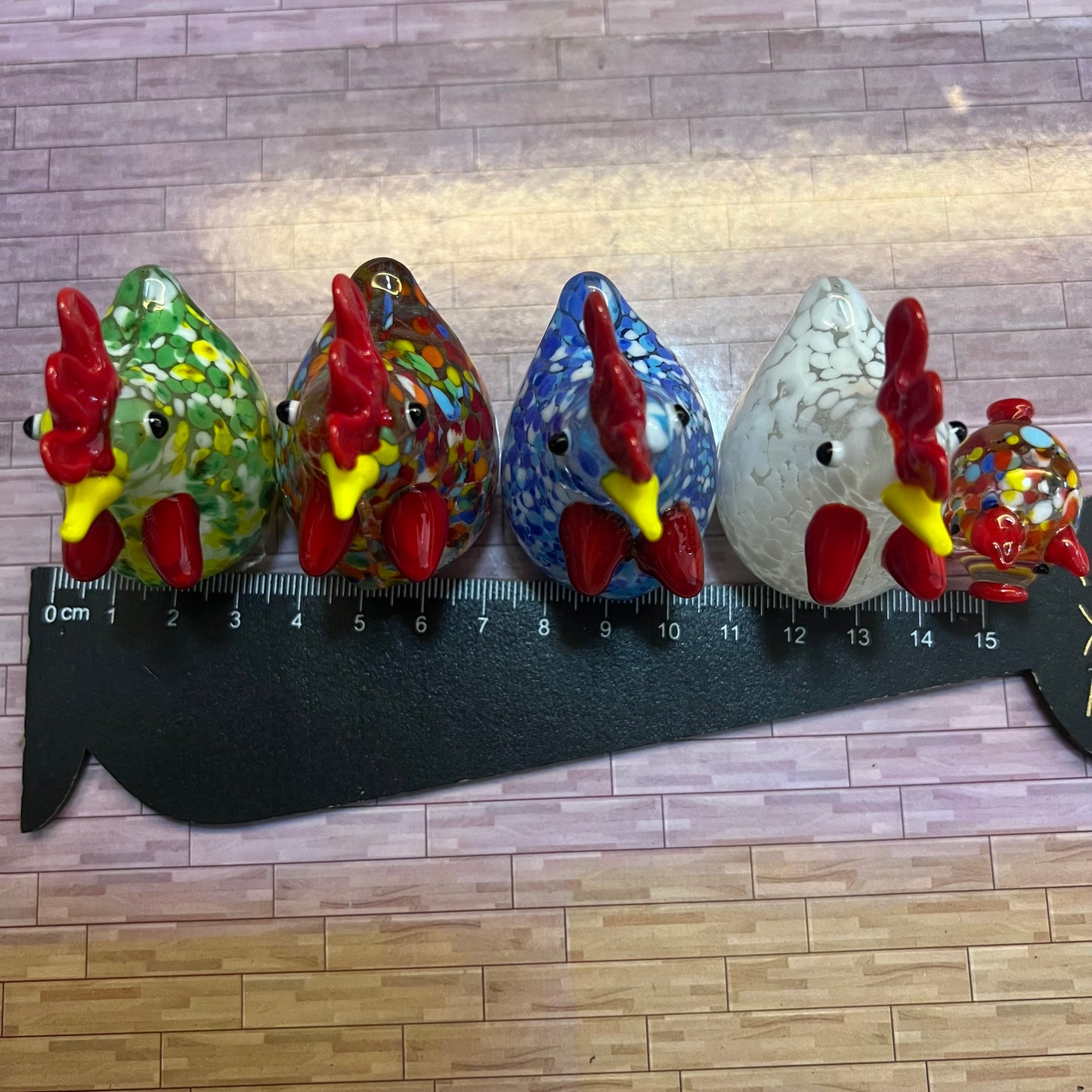 Lily minis-dollhouse miniature glass animal chicken