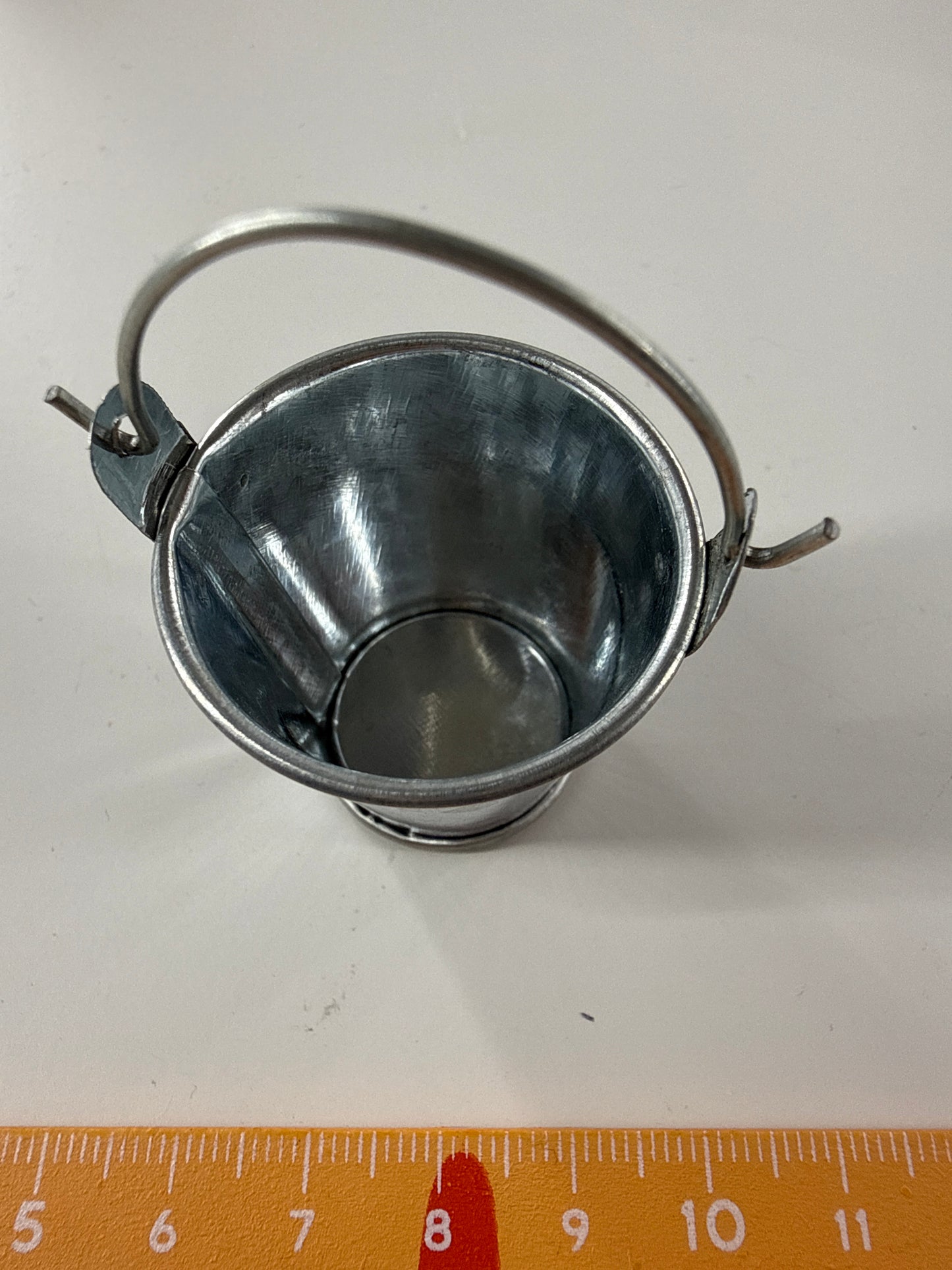 Lily minis-dollhouse Small bucket