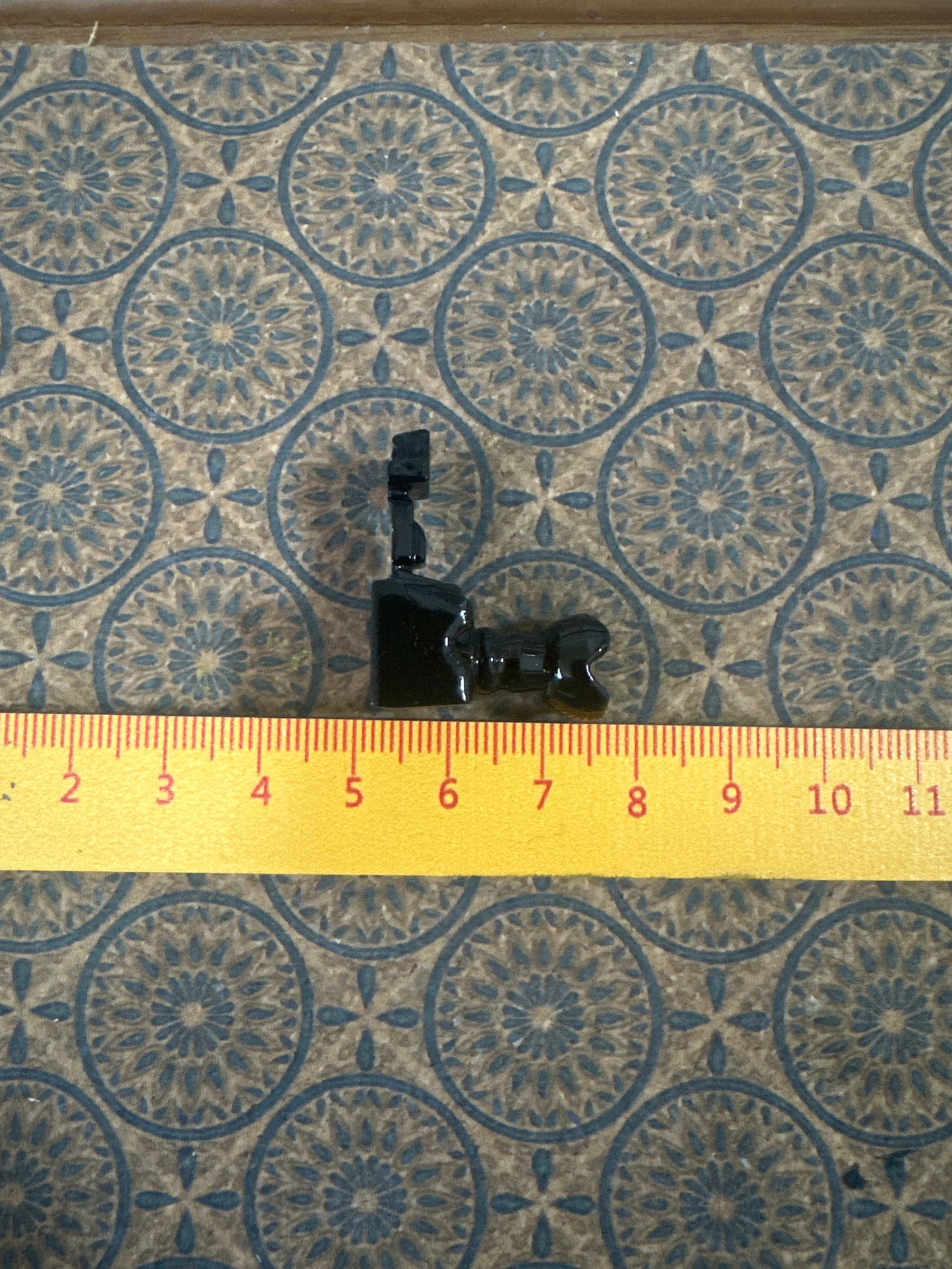 Lily minis-dollhouse miniature Metal camera model