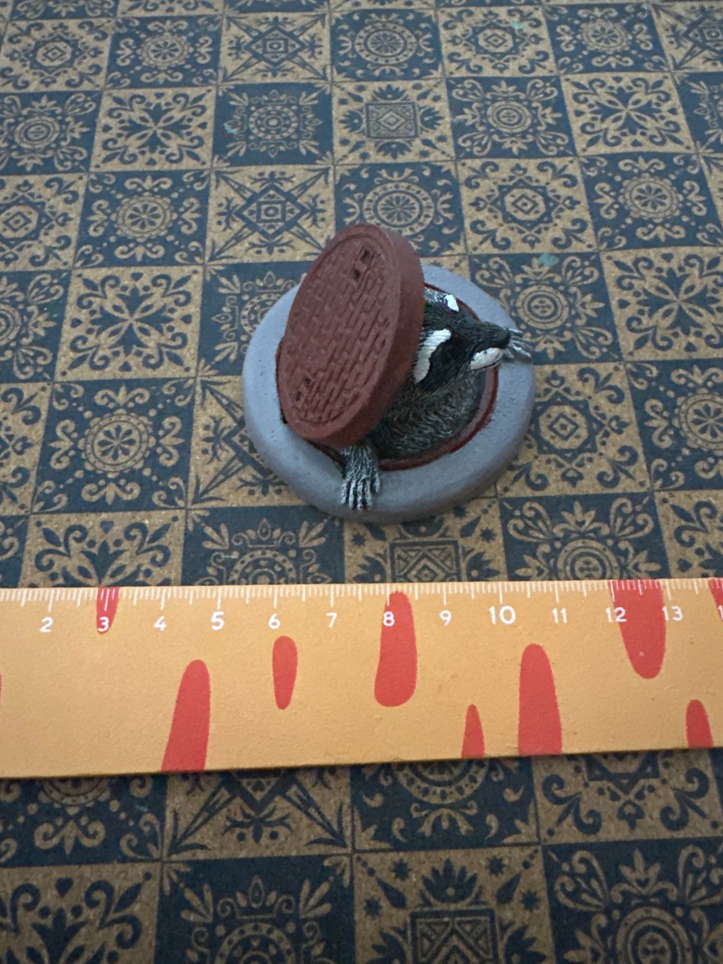 Lily minis-dollhouse miniature Manhole cover raccoon