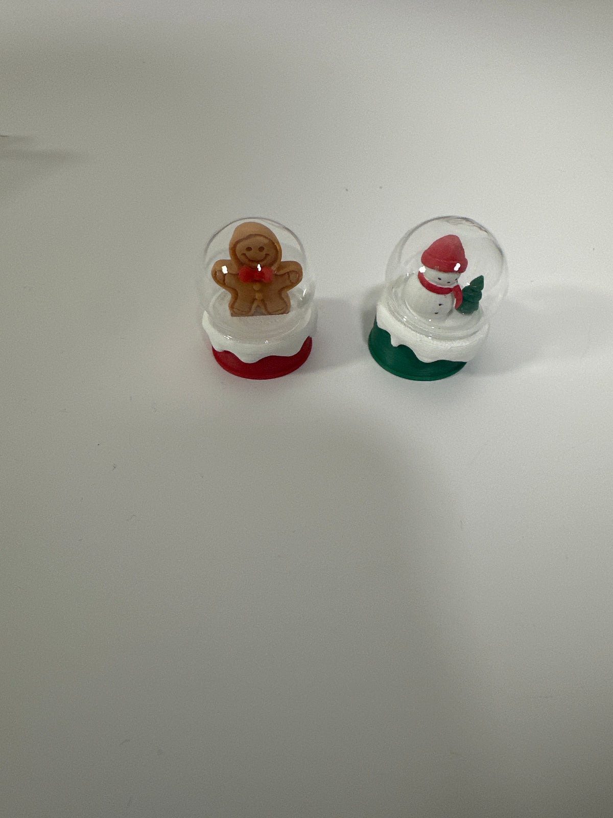 Lily minis-dollhouse miniature Christmas figures