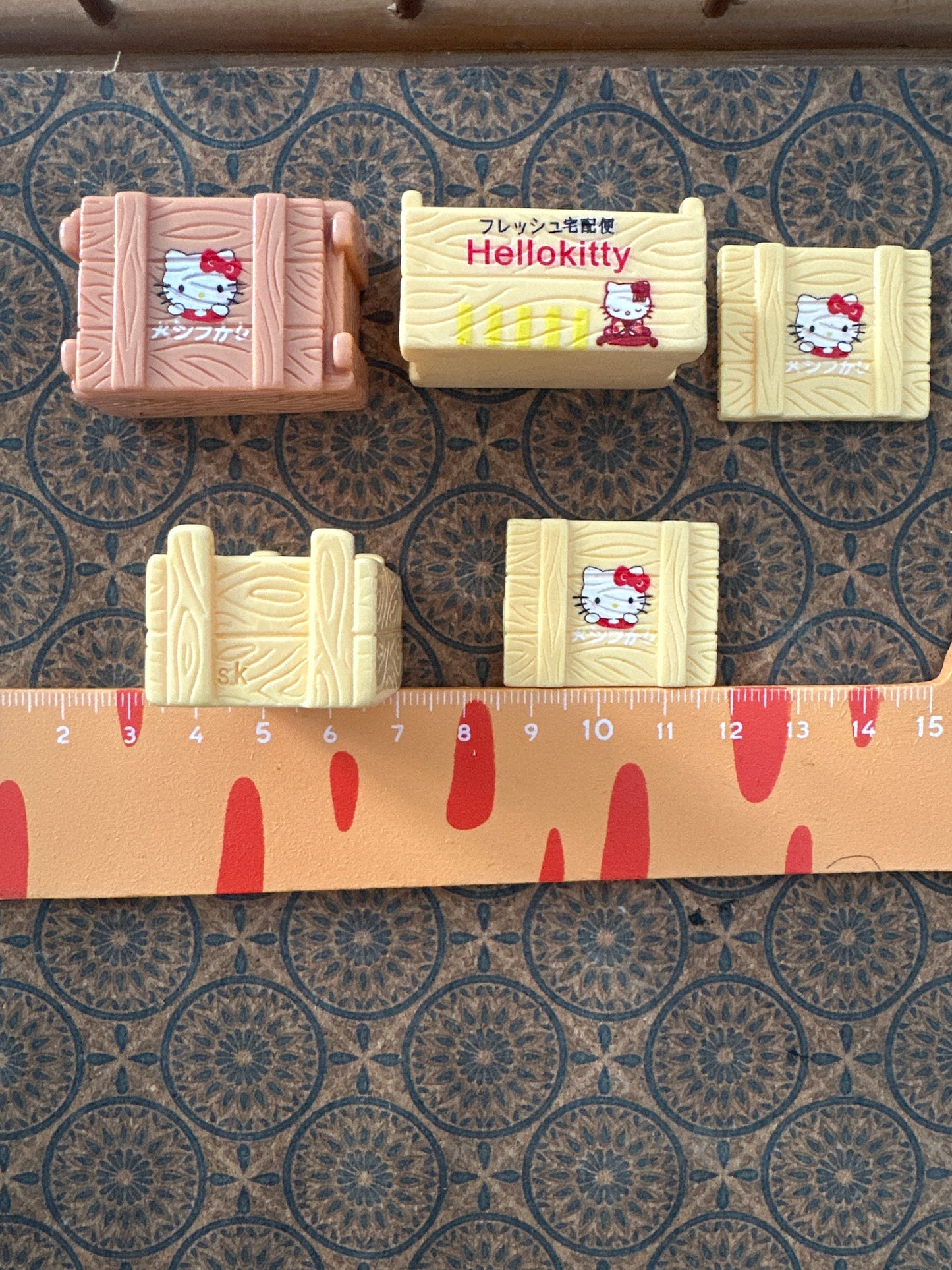 Lily minis-dollhouse miniature HK storage box