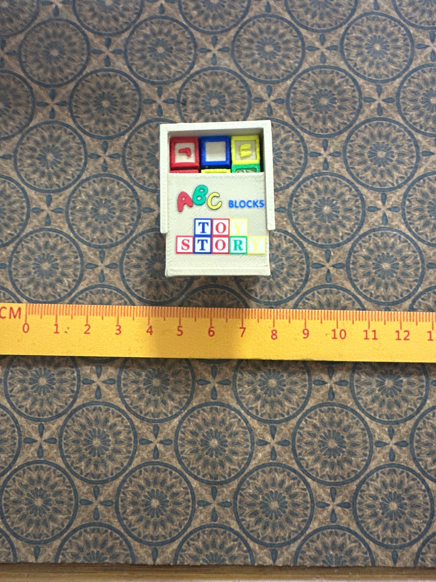 Lily minis-dollhouse miniature ABC blocks