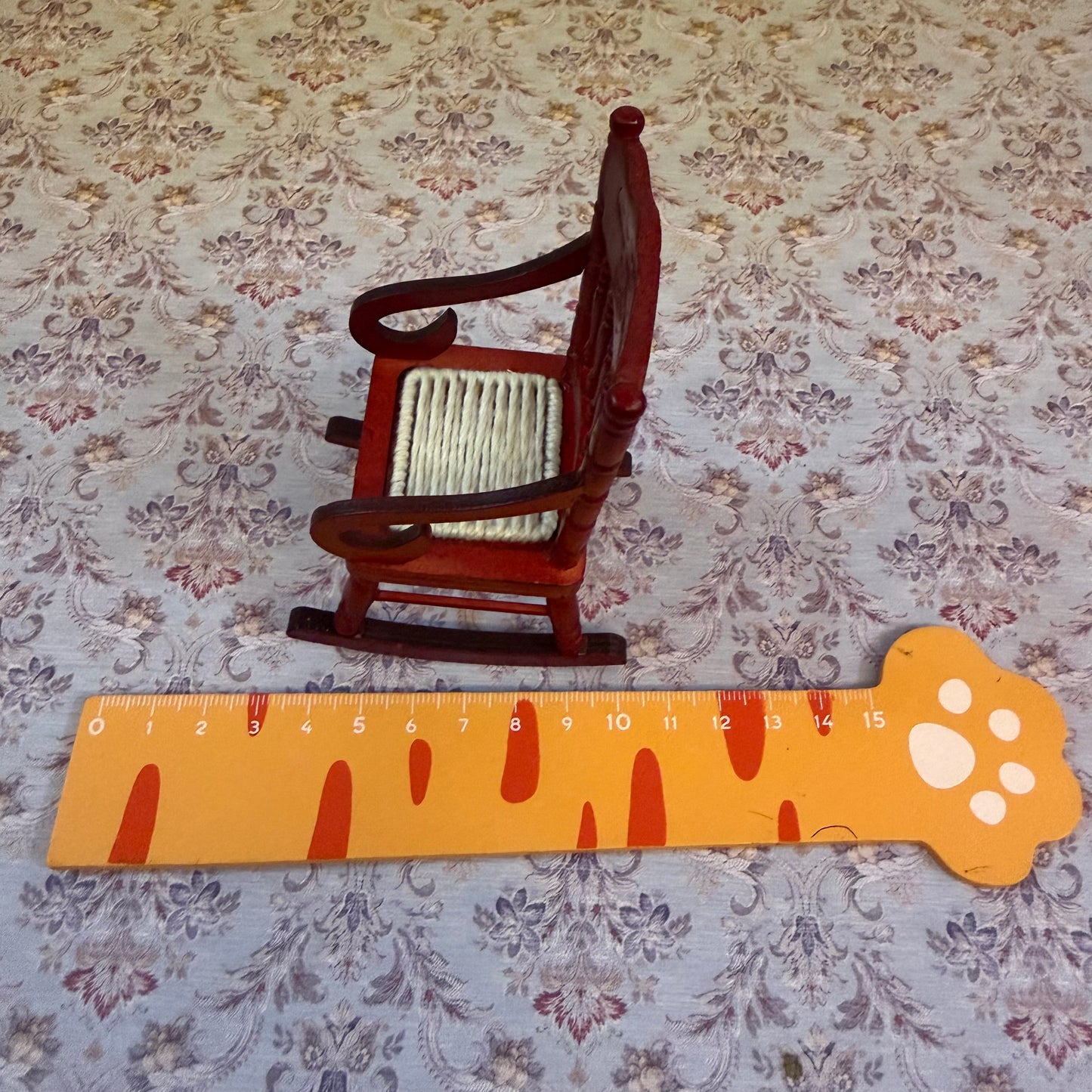 Lily minis-dollhouse miniature rocking chair