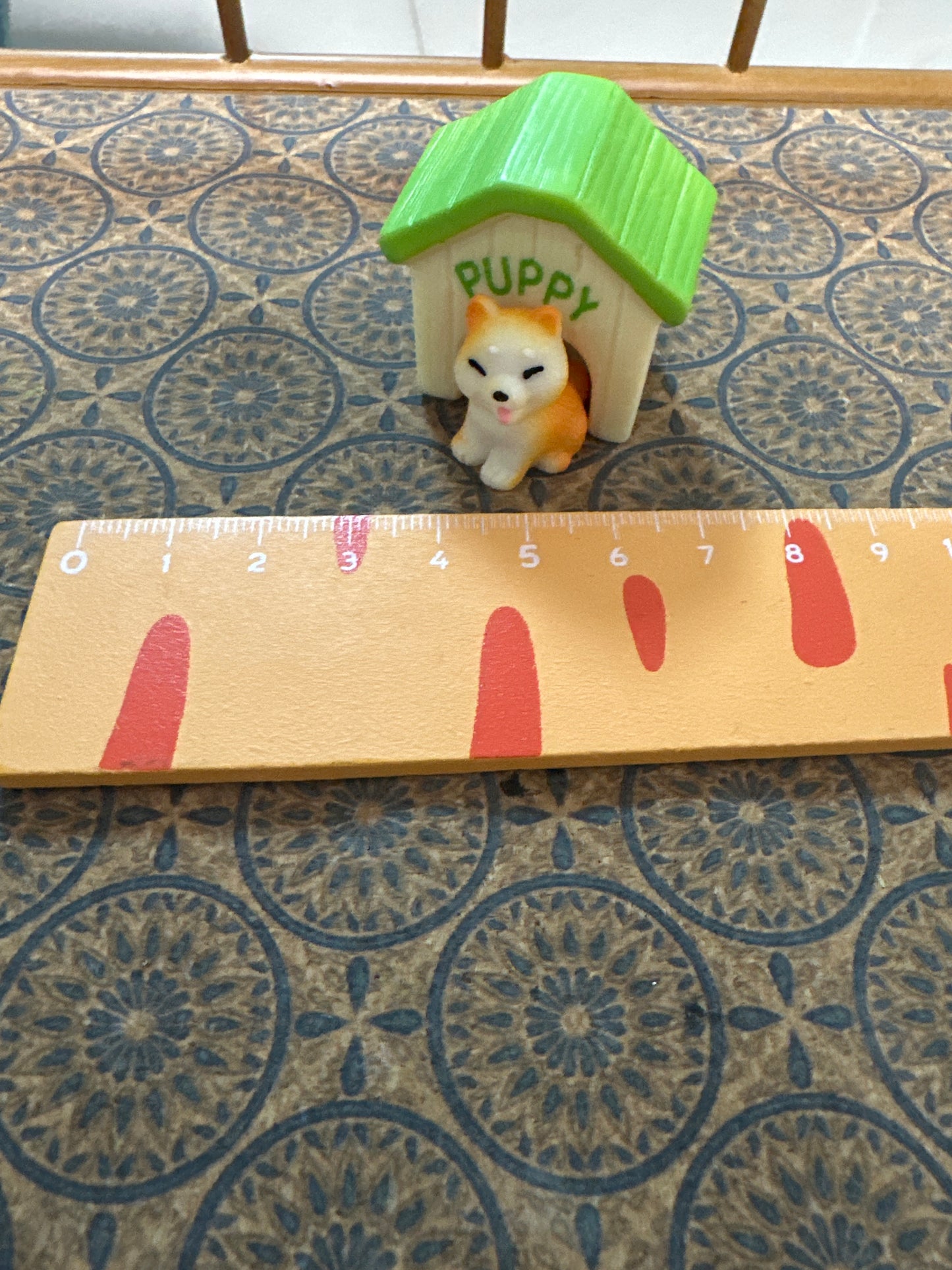 Lily minis-dollhouse miniature Doghouse set