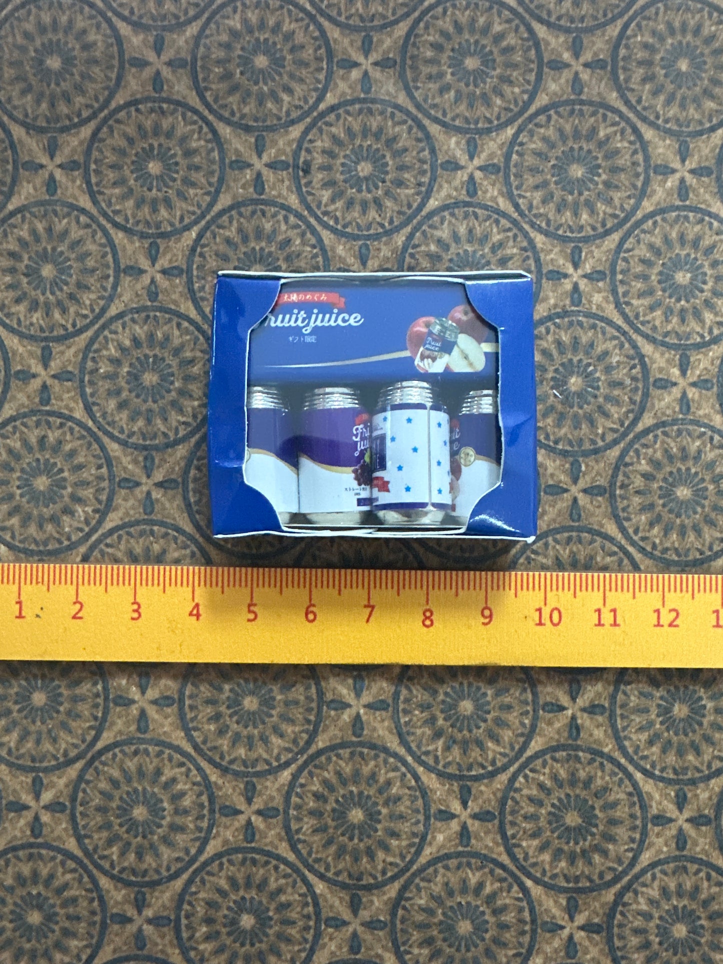 Lily minis-dollhouse miniature Metal bottled juice 4pcs