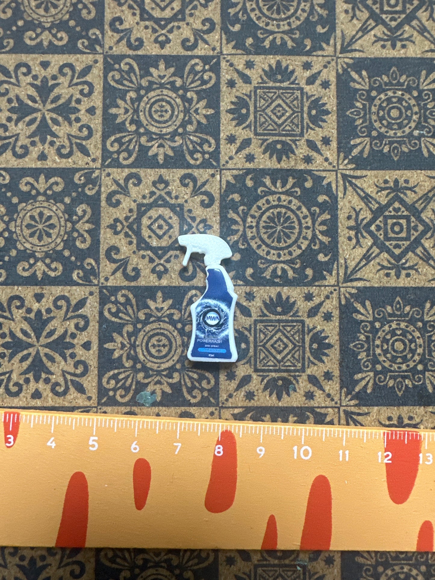 Lily minis-dollhouse miniature dawn Cleaning spray