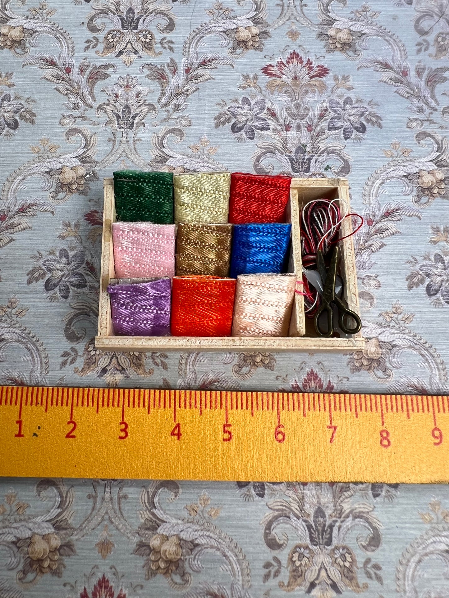 Lily minis-dollhouse miniature sewing set