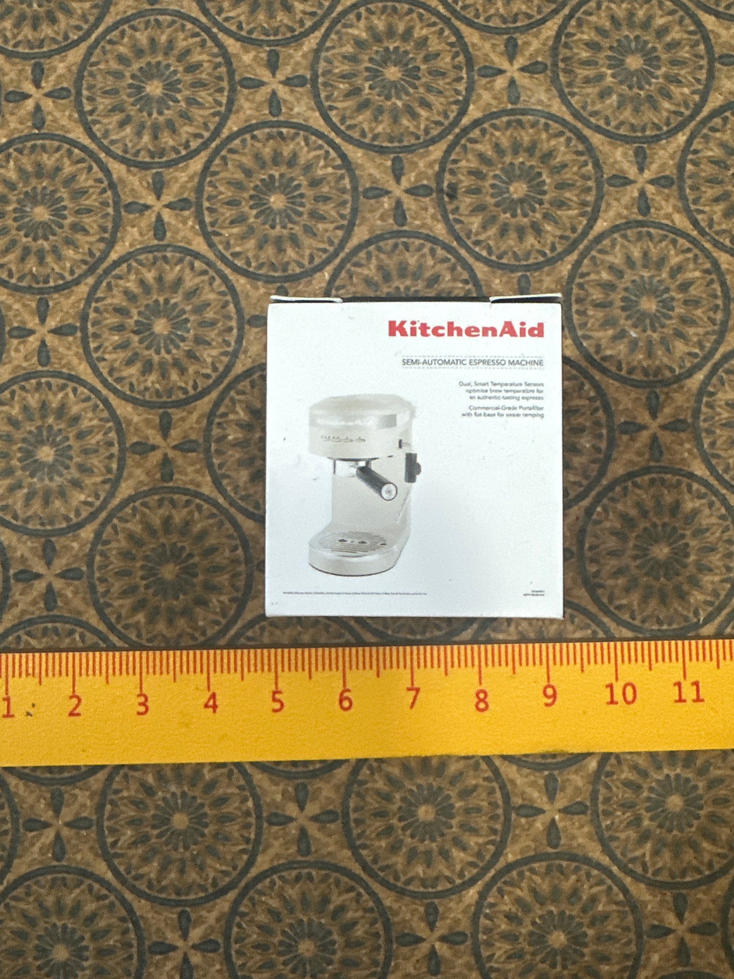 Lily minis-dollhouse miniature Domestic appliances