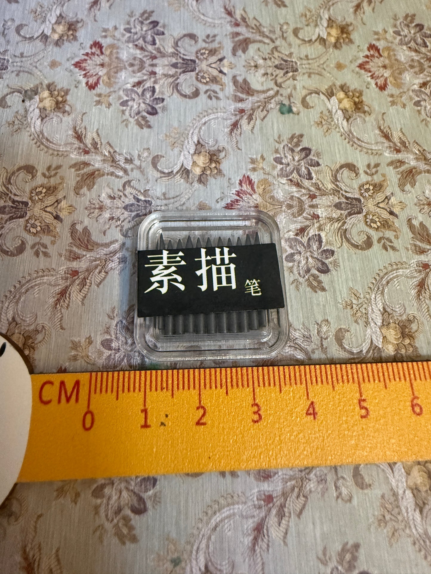 Lily minis-dollhouse miniature drawing pencils sets