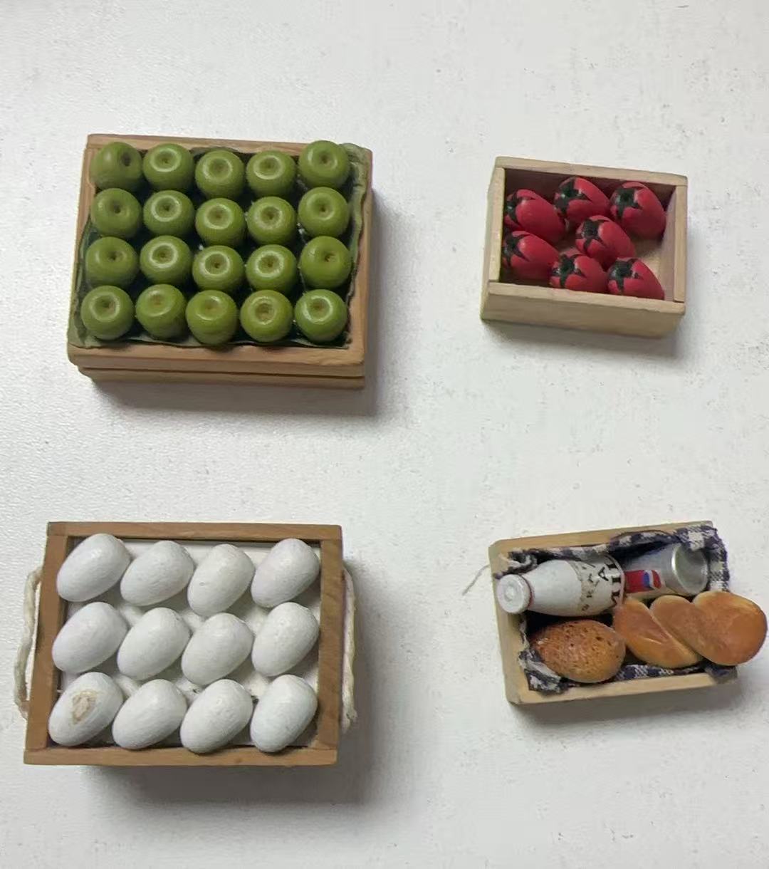 Lily minis-dollhouse Miniature Grocery Food Crates 1pcs Random Style