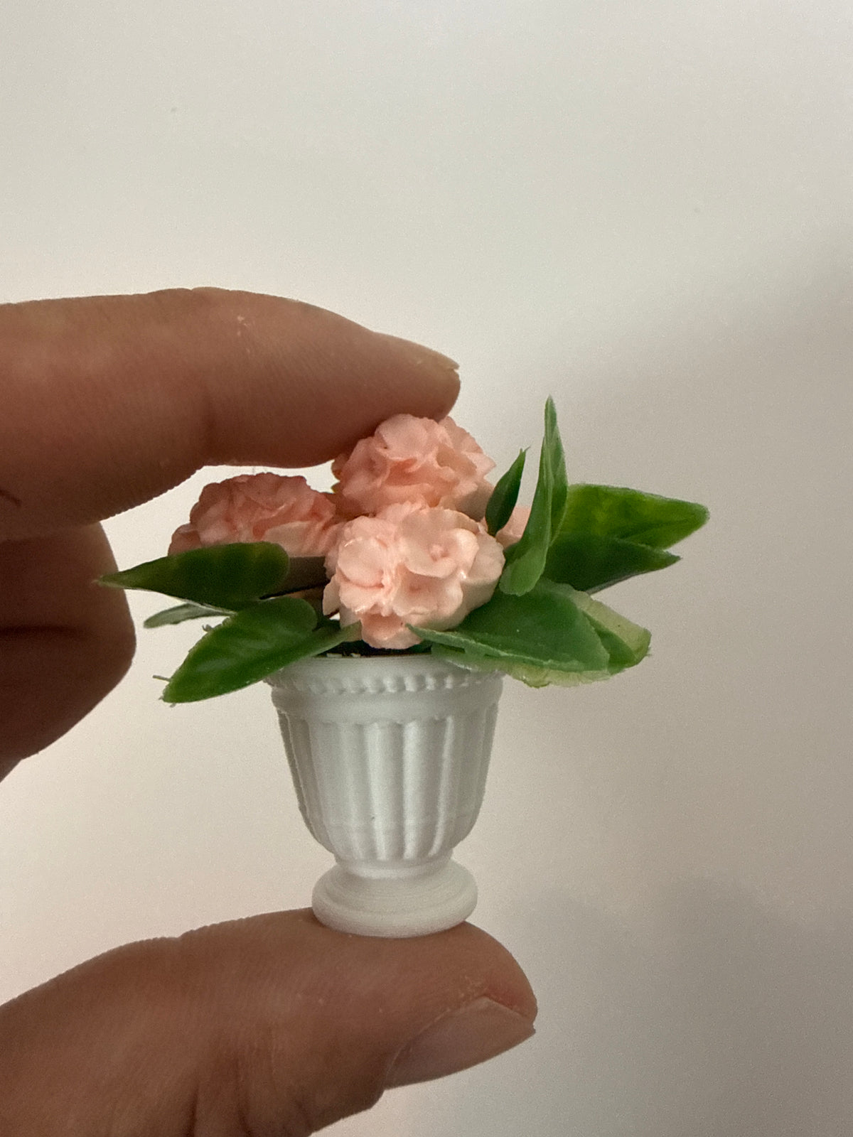 Lily minis-dollhouse Resin hydrangea 1pcs Random styles
