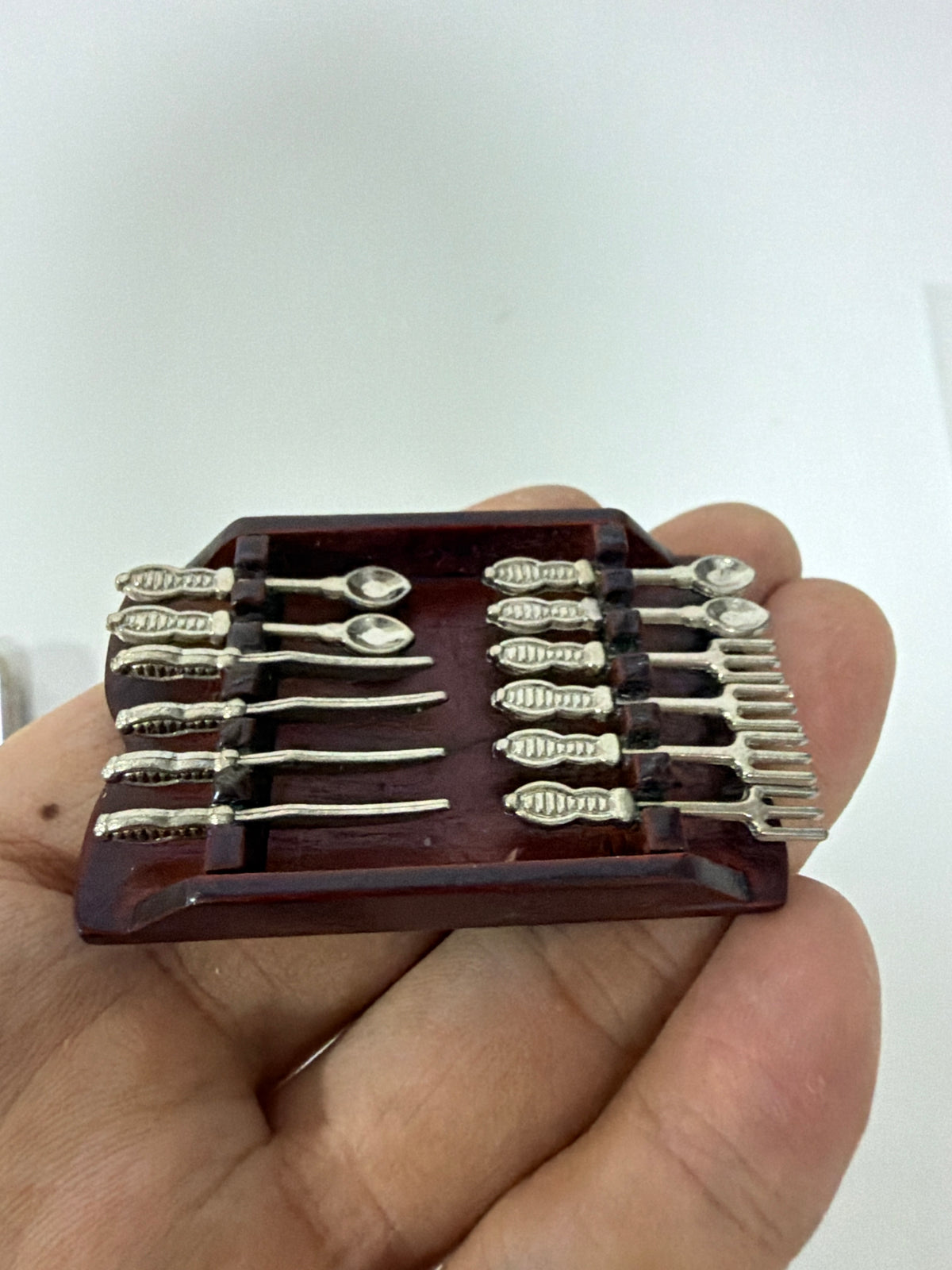 Lily minis-dollhouse miniature Wooden tableware set