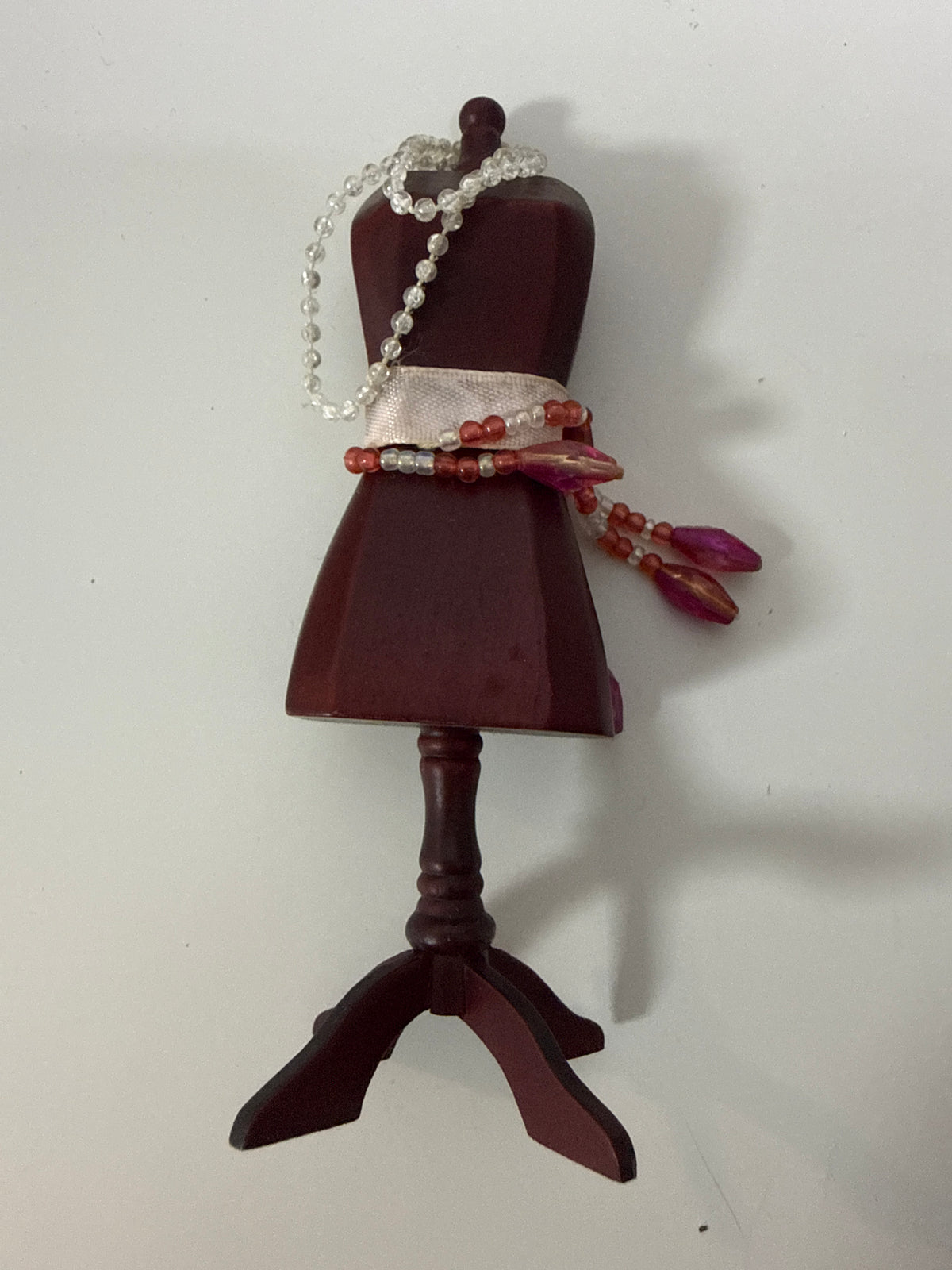 Lily minis-dollhouse Wooden model