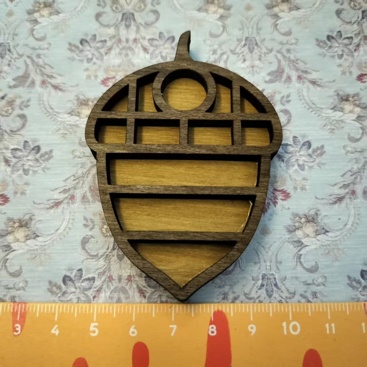 Lily minis Miniature Wooden Pinecones for Dollhouse