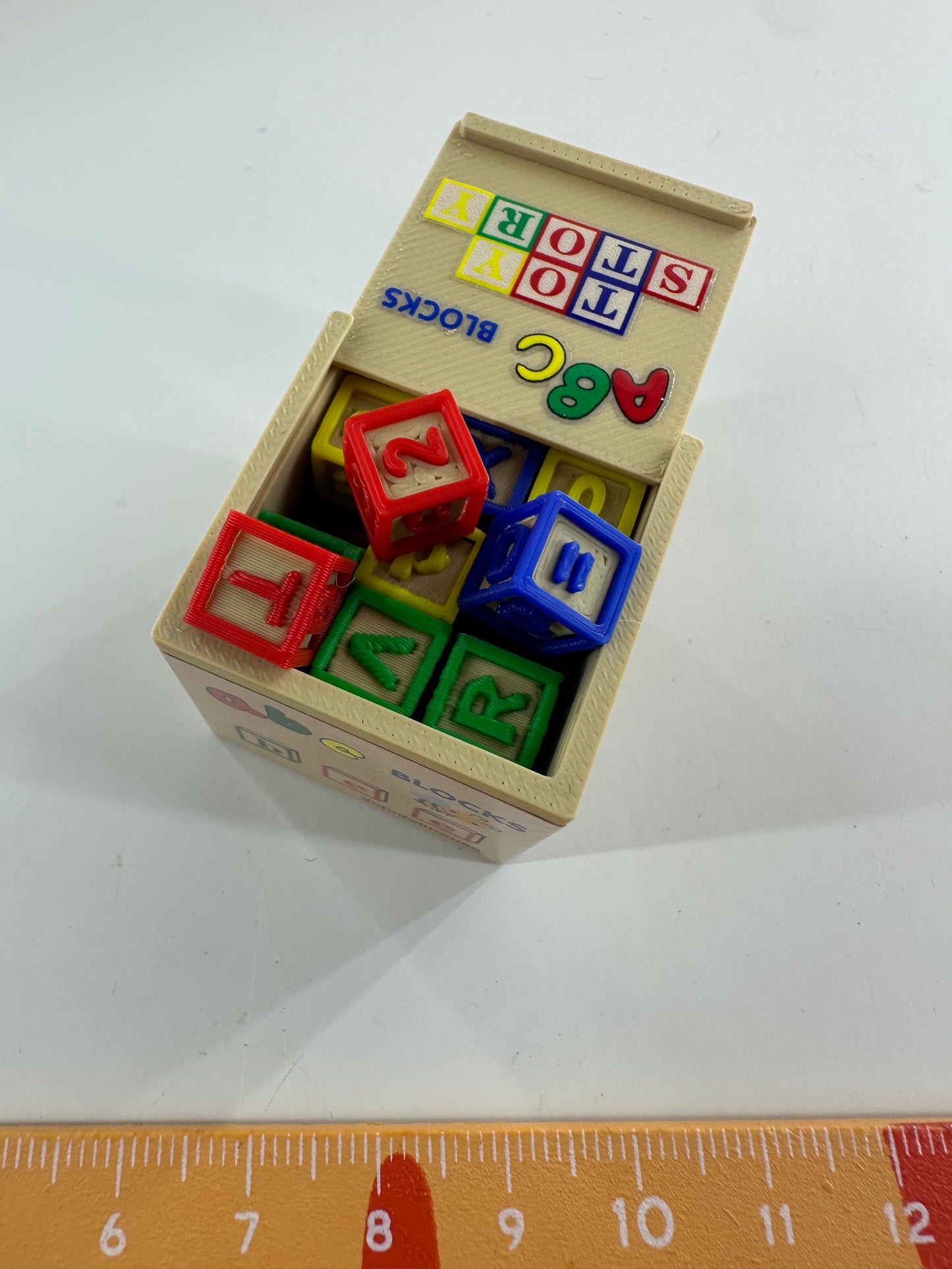 Lily minis-dollhouse A box of building blocks