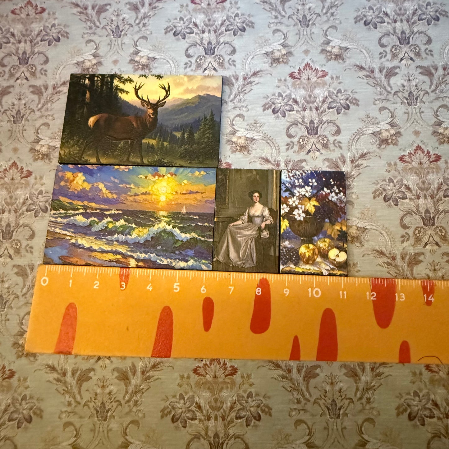 Lily minis-dollhouse miniature mini painting