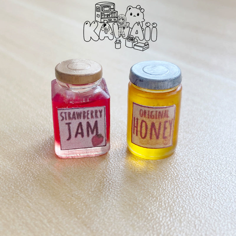Dollhouse 1:12 Scale Miniature Honey Strawberry Jam Food Shop Kitchen Bakery
