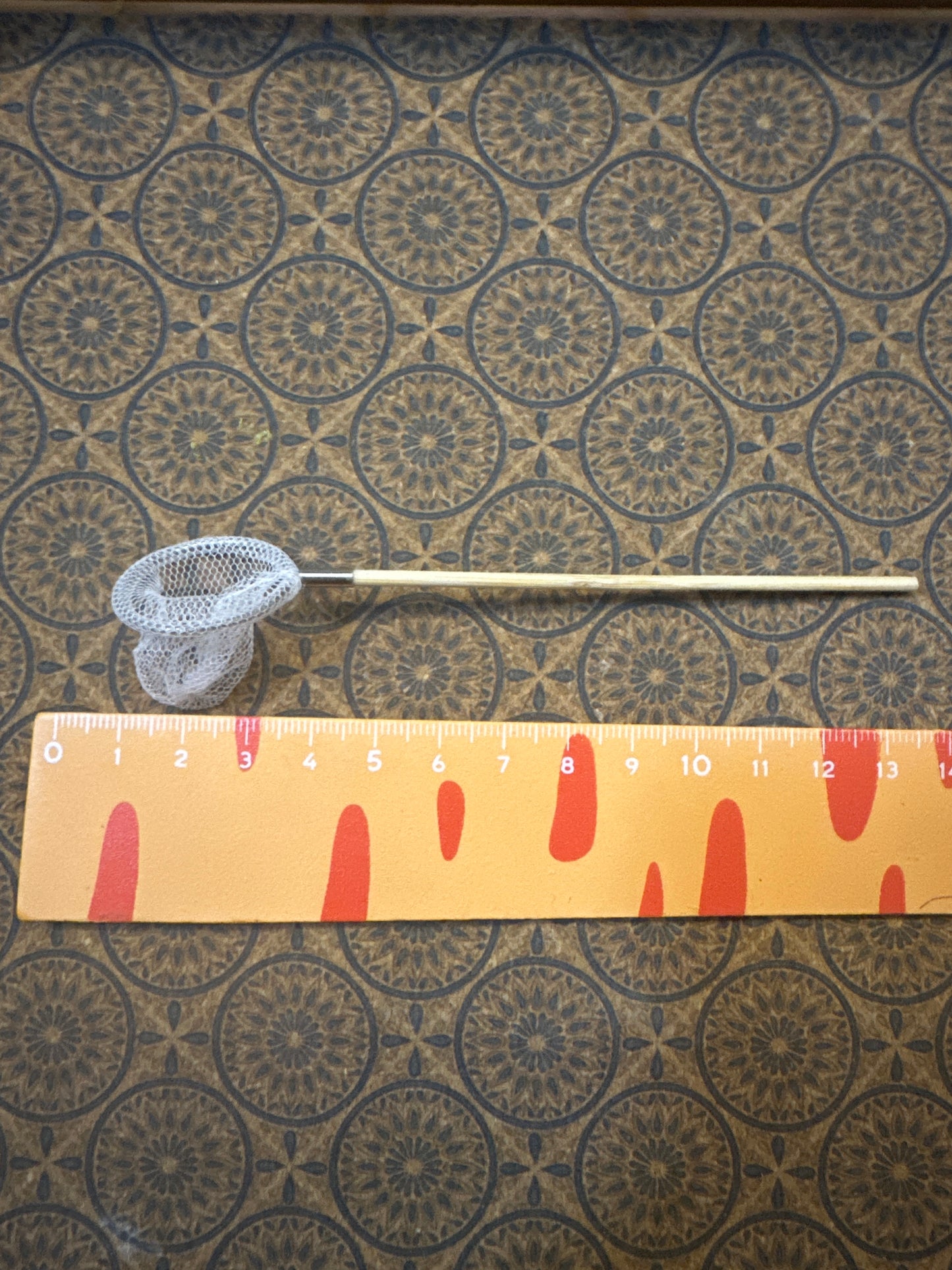 Lily minis-dollhouse miniature Fishing net