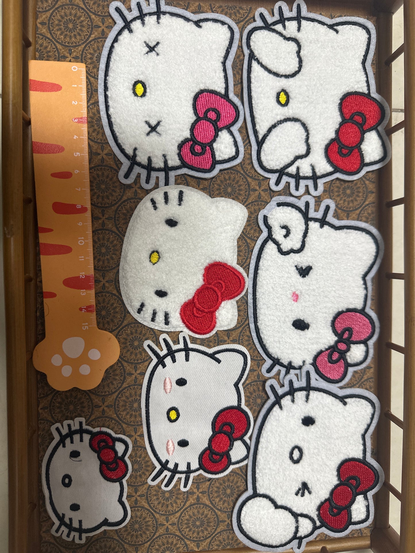 Lily minis-dollhouse miniature HK rug Random styles