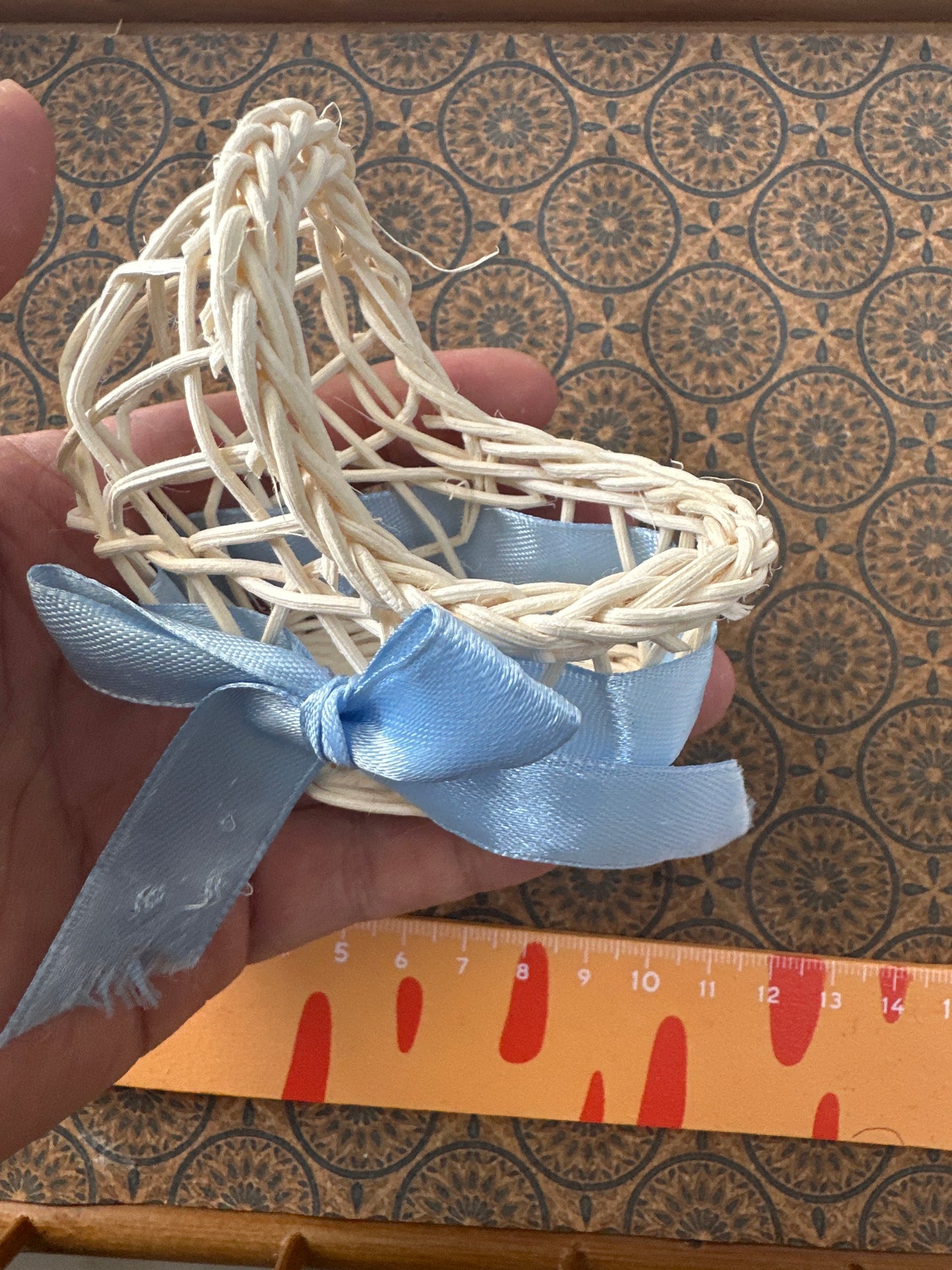 Lily minis-dollhouse miniature Basket