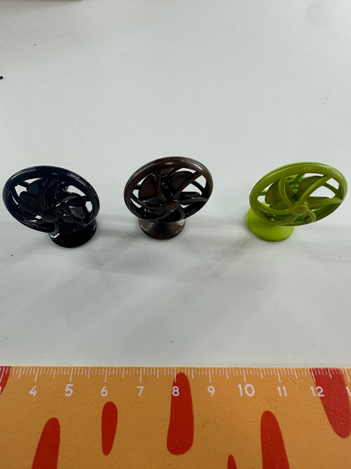 Lily minis-dollhouse Metal fan