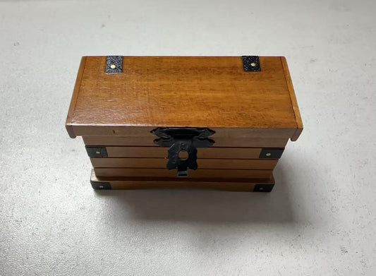 Lily minis-dollhouse Wooden box