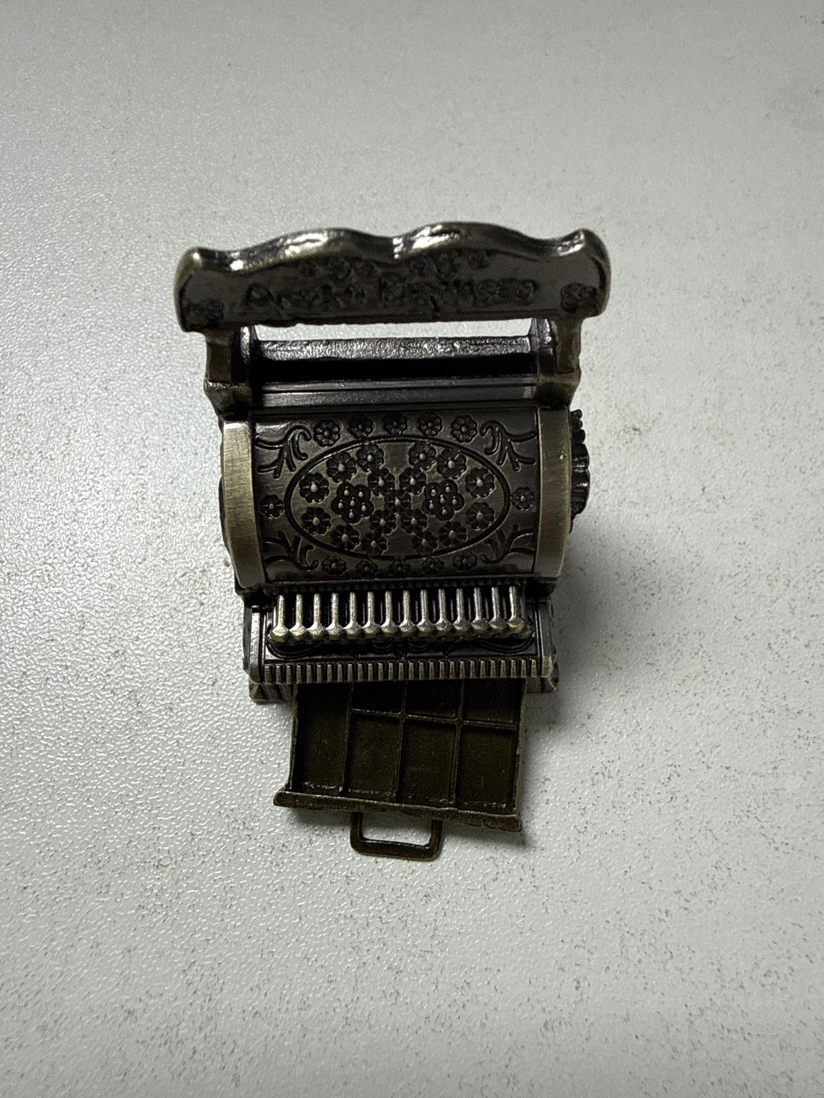 Lily minis-dollhouse Vintanige metal cash register