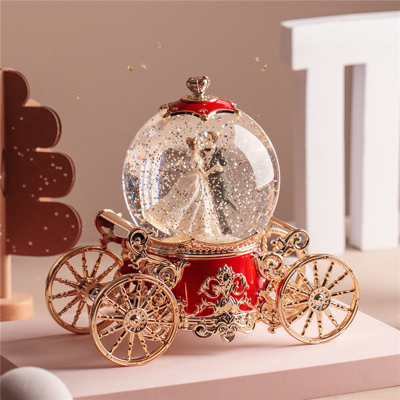 Christmas Snow Dream Couple Carriage Crystal Ball Music Box Music Box Girls Wedding Birthday Gift for Child Home Decor