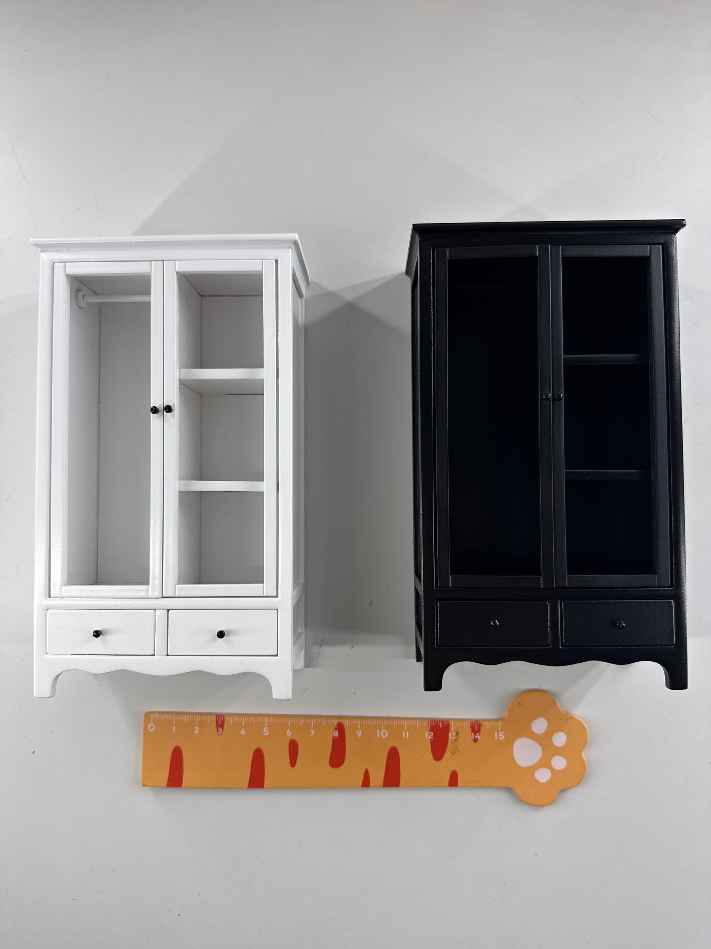 Lily minis-dollhouse 1:12 Wooden double-door wardrobe