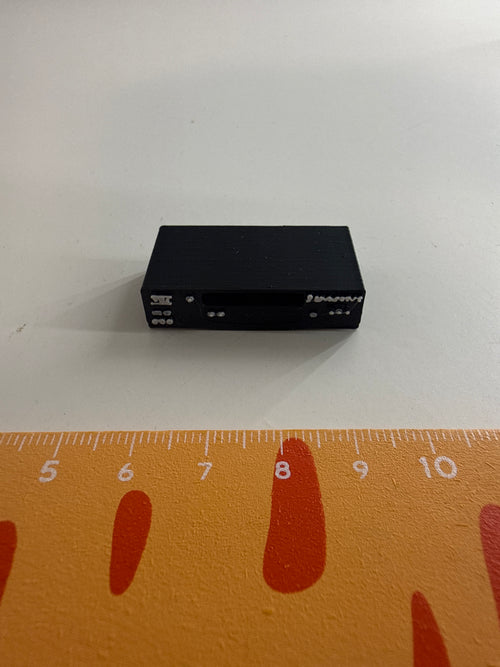 Lily minis-dollhouse Retro video recorder