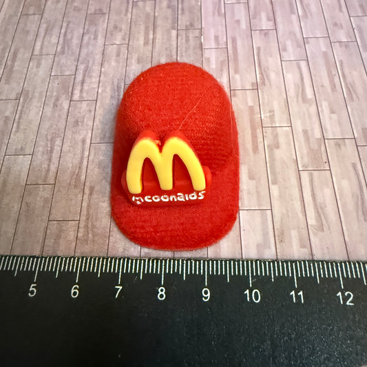 Lily minis-dollhouse miniature M hat