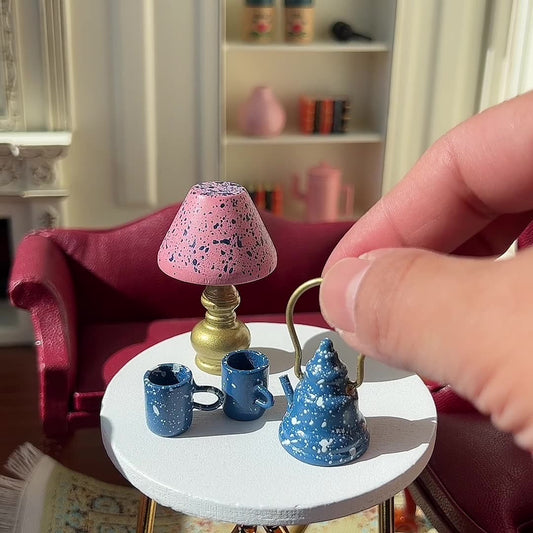 1:12 Dollhouse Pink Table Lamp