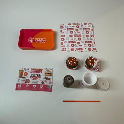 Lily minis-dollhouse Miniature Fast Food Burger Combo Meal, 1:12 Scale Resin Toy Tray Drink Props