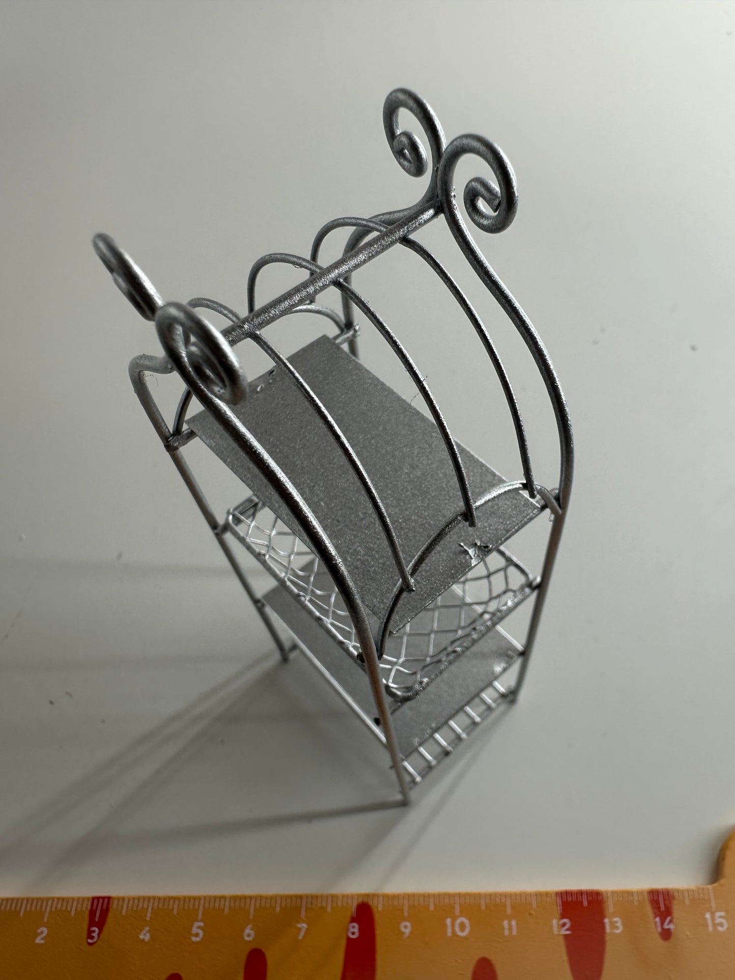 Lily minis-dollhouse Silver shelf