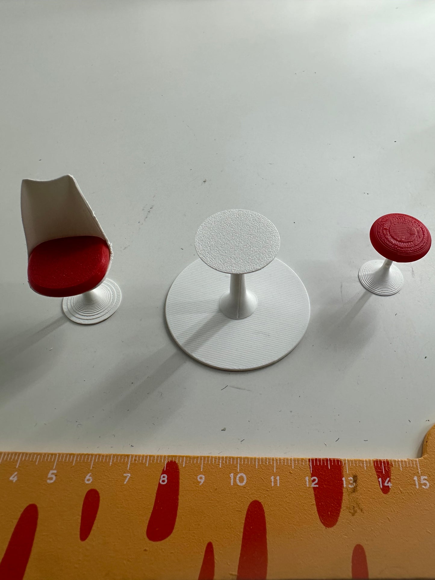 Lily minis-dollhouse 3D printed desks and chairs
