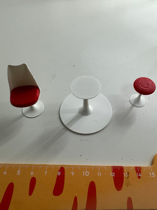 Lily minis-dollhouse 3D printed desks and chairs