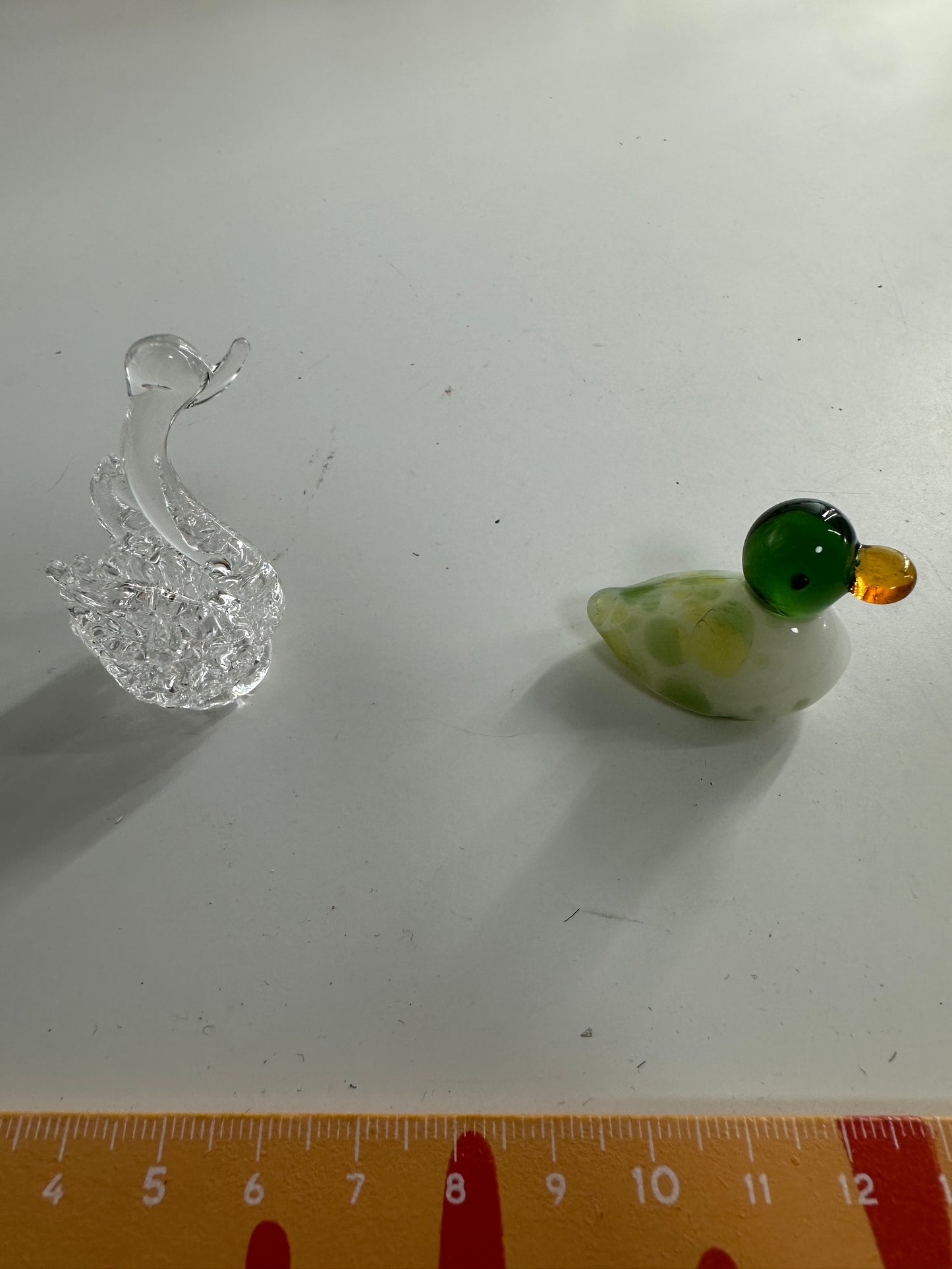 Lily minis-dollhouse Ceramic swan and little duck