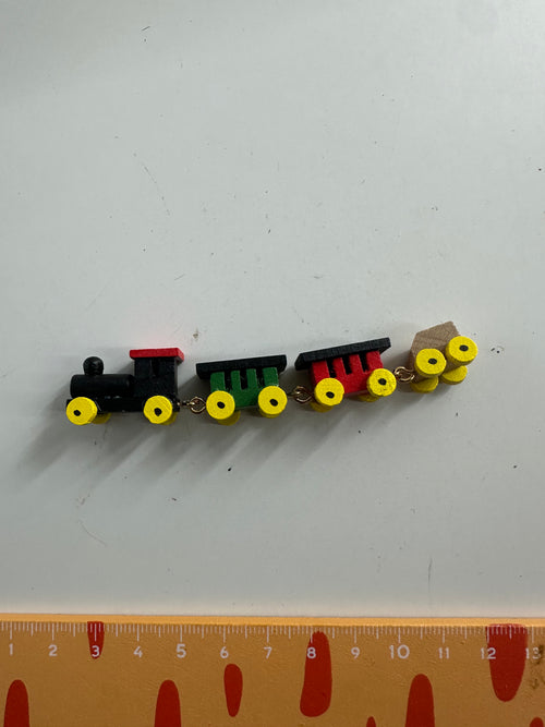 Lily minis-dollhouse Wooden small train
